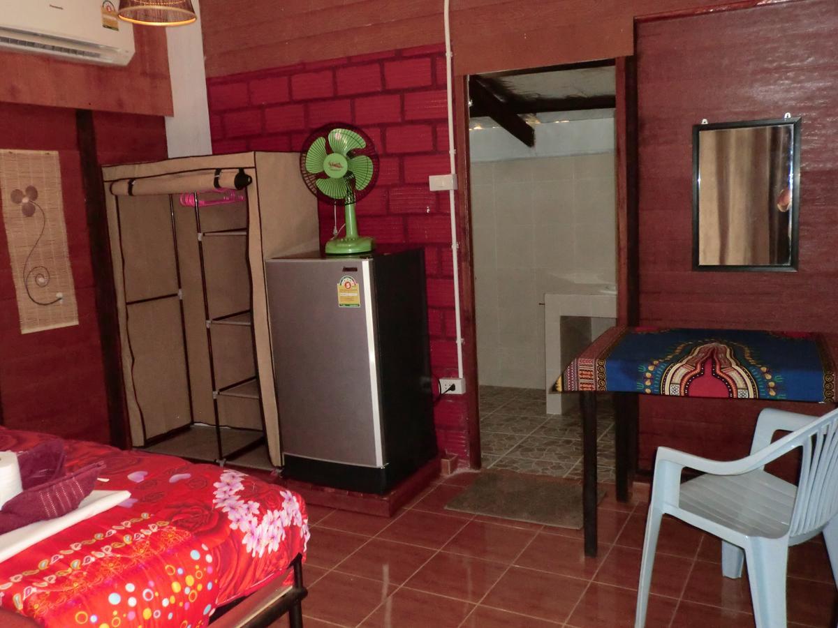 Hans Strand Bungalows Ko Lanta Exterior foto